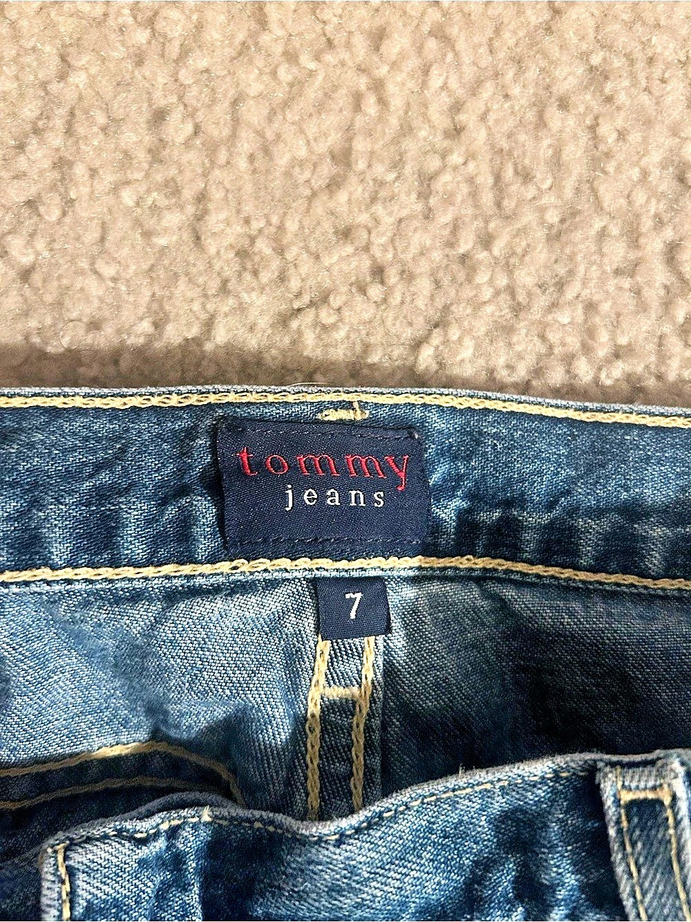 Tommy Hilfiger Tommy Jeans Denim Jean Shorts Size 7 Blue Dark Wash 100% Cotton - Picture 5 of 6
